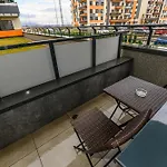 Grandis Residence Luxury Apartment